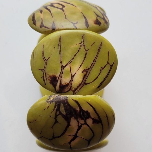 Tagua Nut Bracelet - Picture 2 of 4